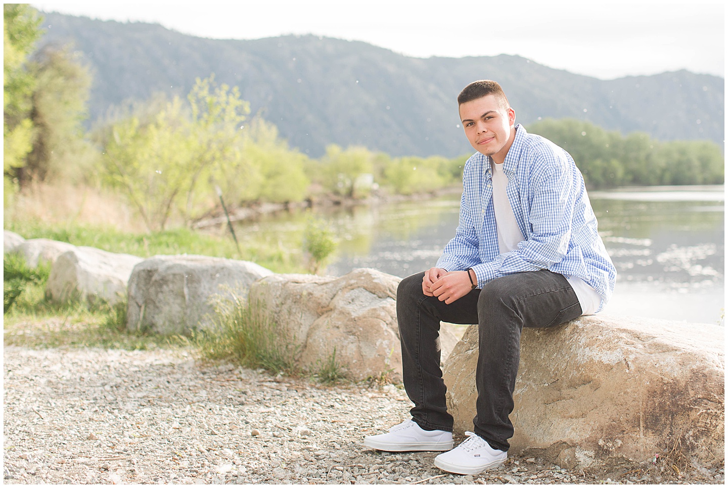 river senior pictures