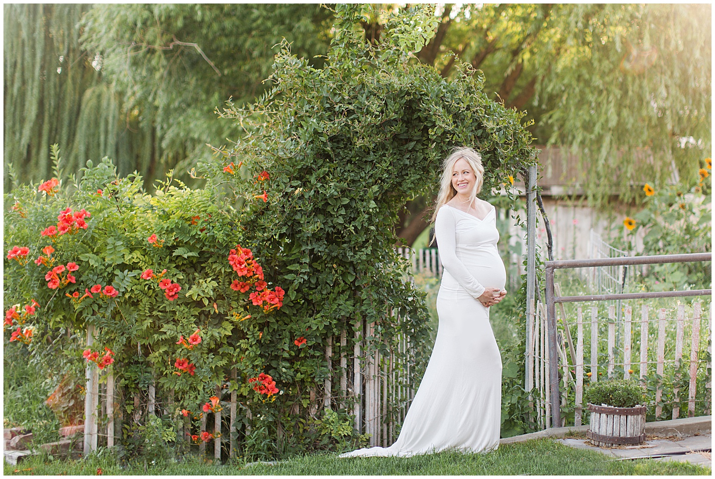 River summer maternity session Tiffany Joy Photography