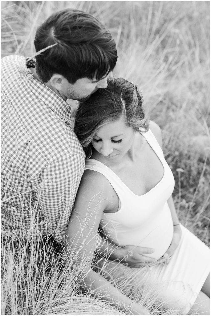 Fall Maternity Columbia River and Vineyard Session