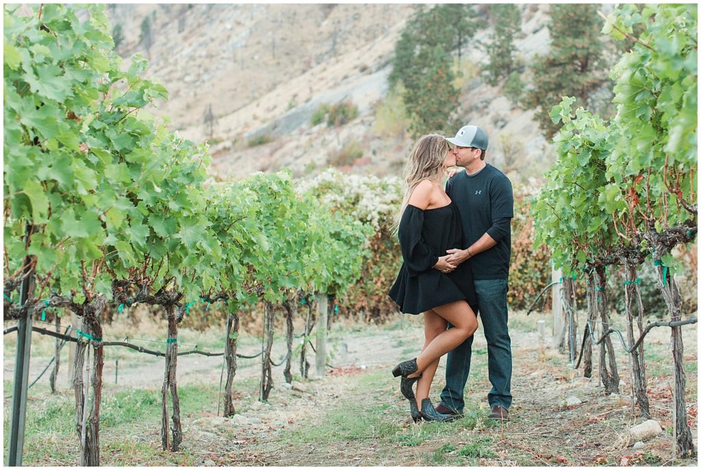 Fall Maternity Columbia River and Vineyard Session