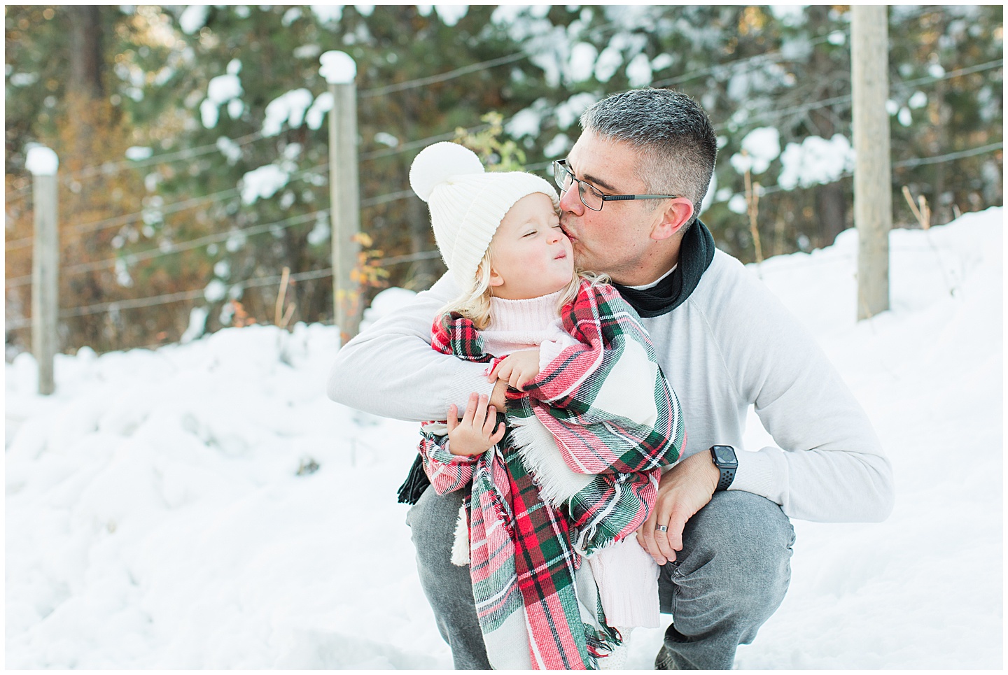 Winter snow and cocoa family session Tiffany Joy W Photography