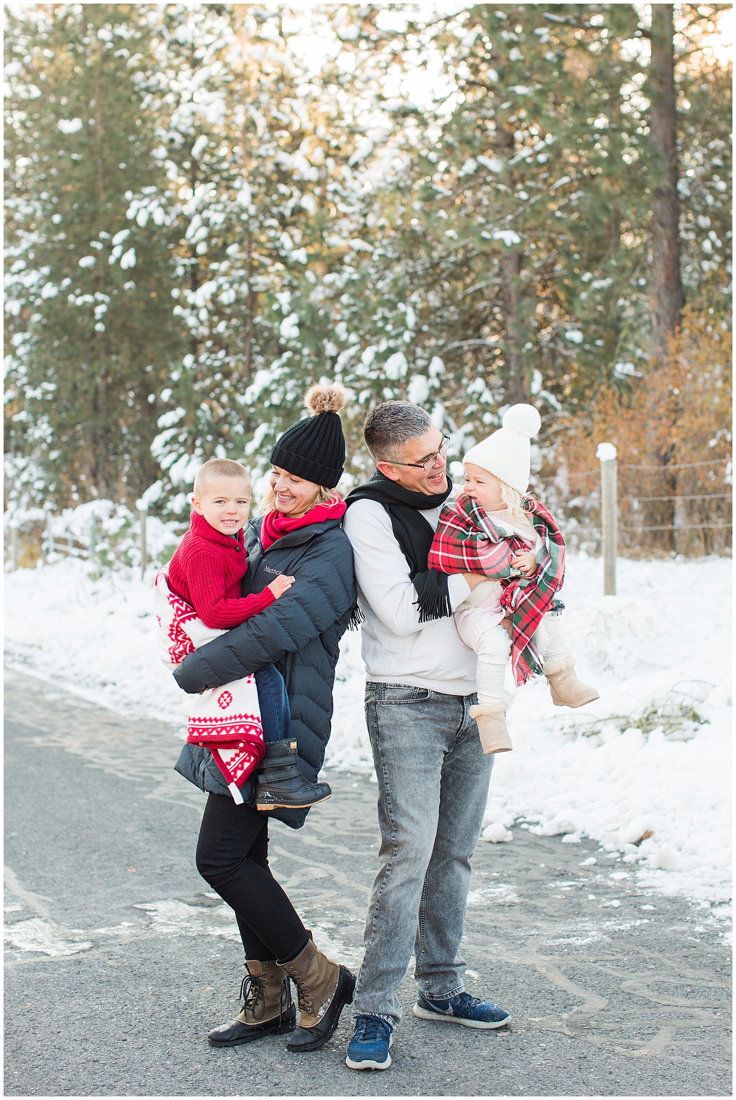 Winter snow and cocoa family session Tiffany Joy W Photography