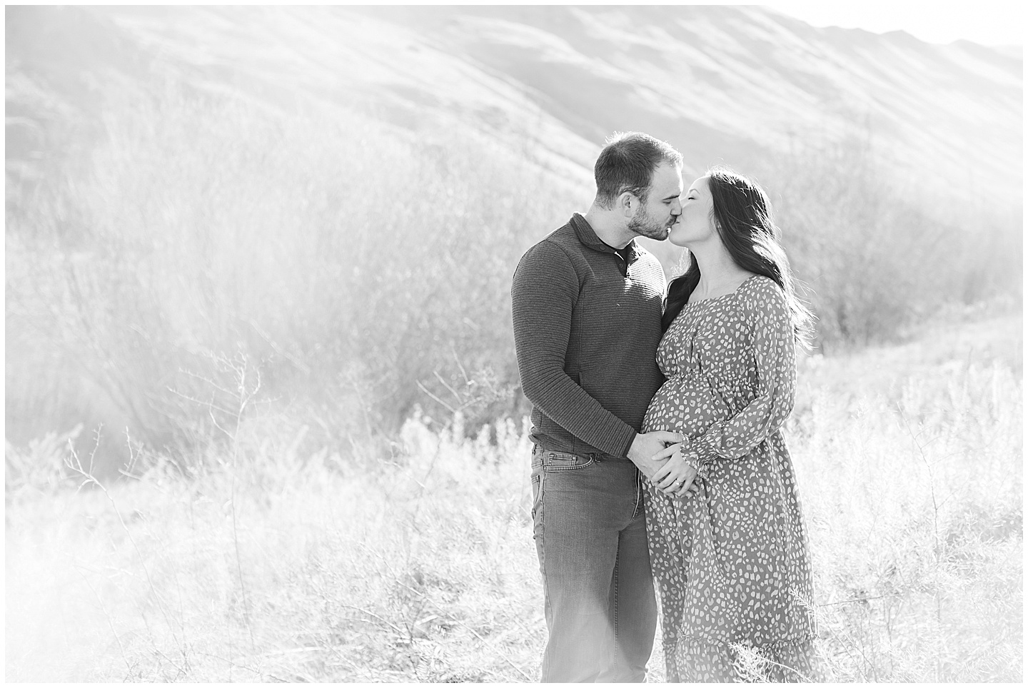 Winter River Maternity Session Tiffany Joy W Photography