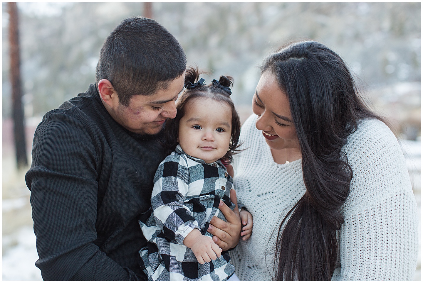 Winter Woods Extended Family Session Tiffany Joy W Photography