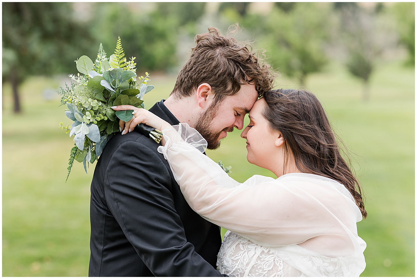 Lake Chelan Summer Wedding