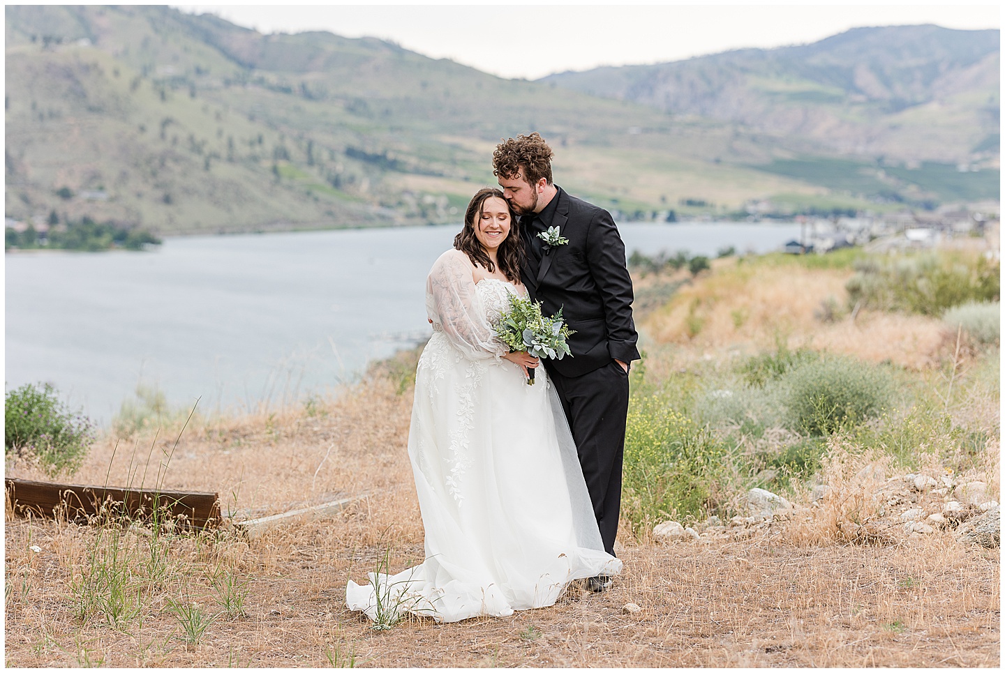 Lake Chelan Summer Wedding