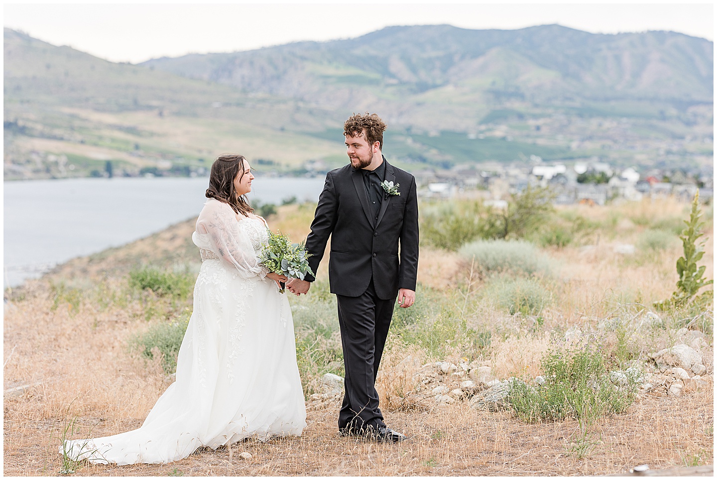 Lake Chelan Summer Wedding