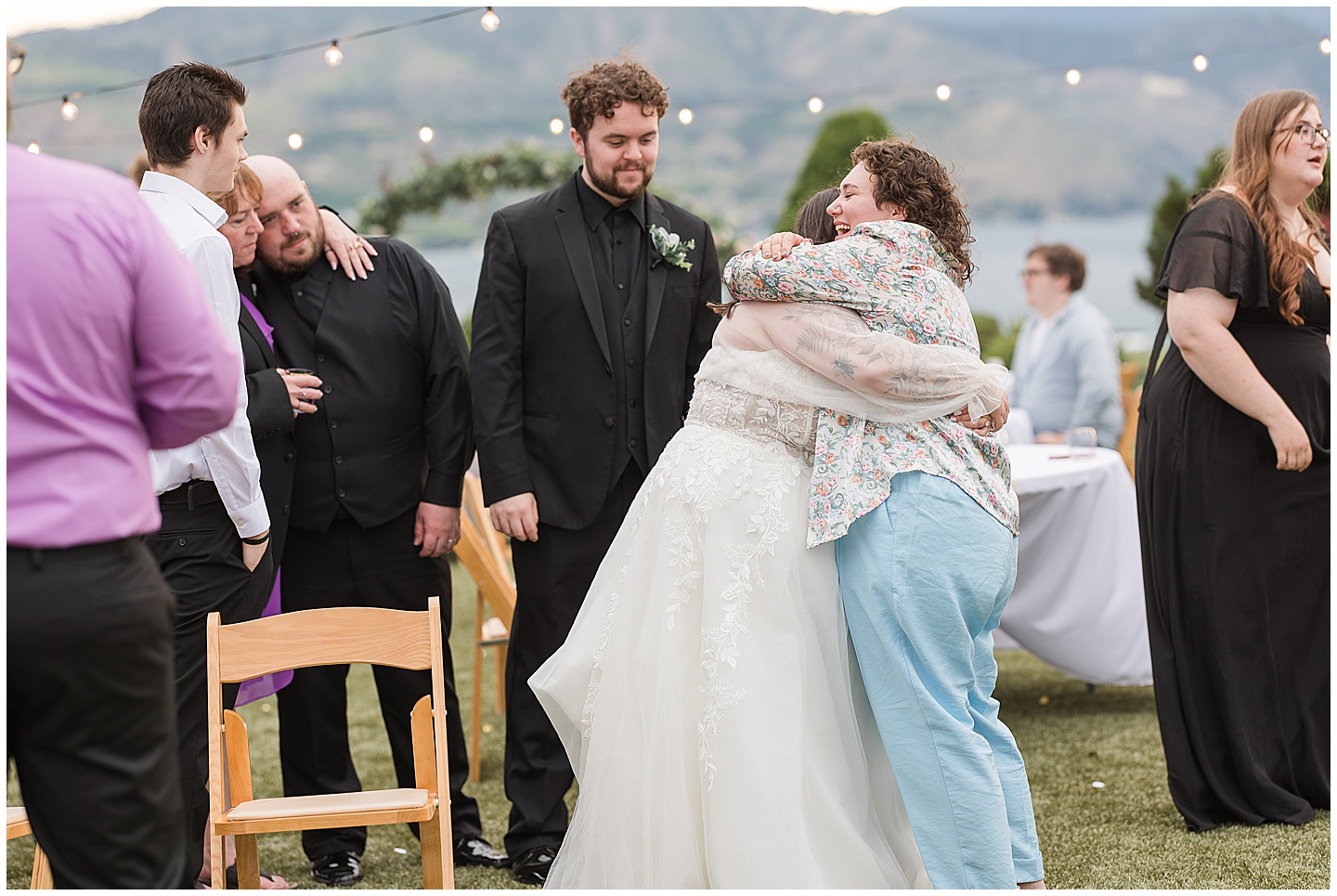 Lake Chelan Summer Wedding